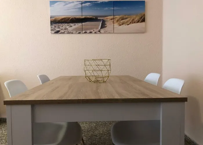 Port Beach شقة فالنسيا