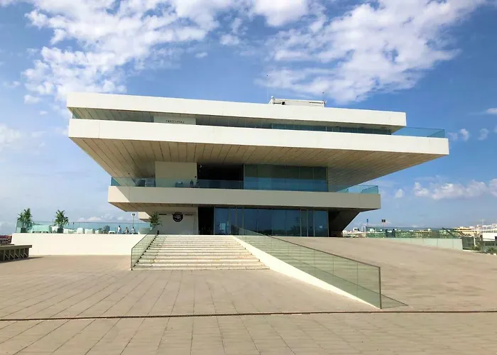 Port Beach شقة فالنسيا