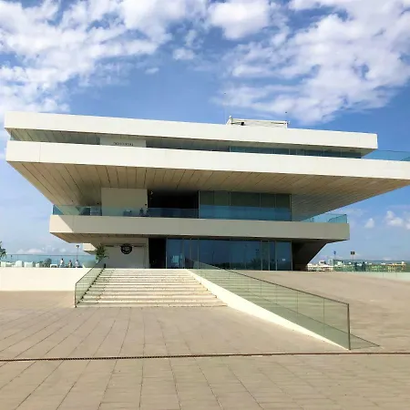 Port Beach Апартаменты Валенсия